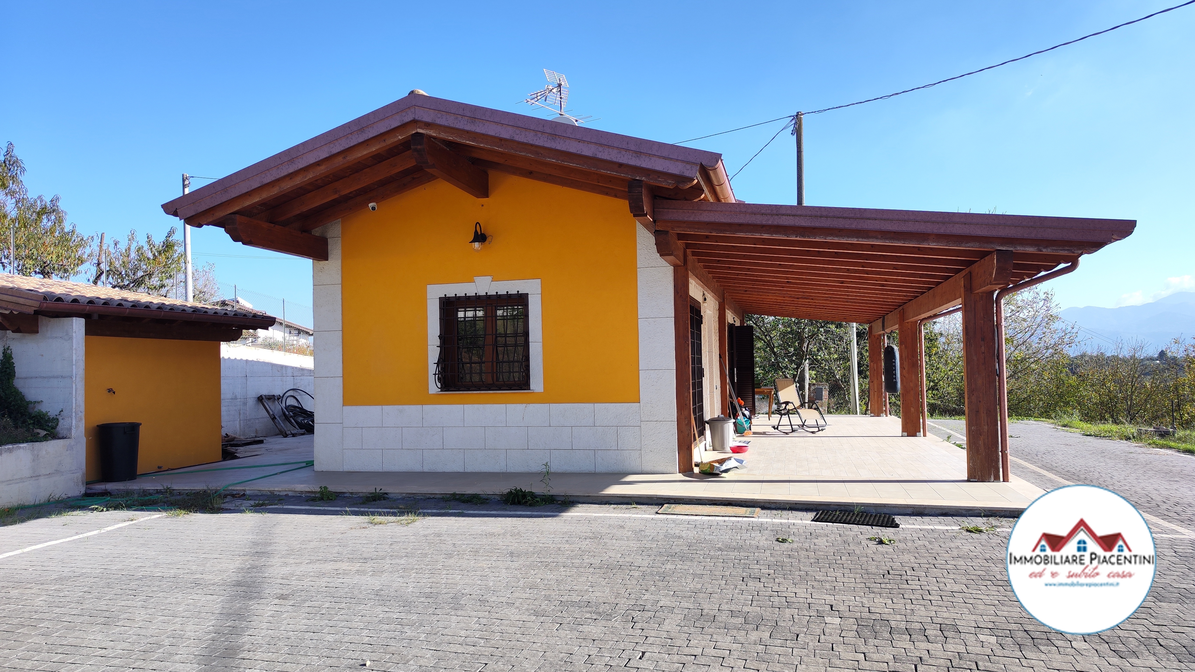 imm0078 - genazzano - valmontone - villa (1)